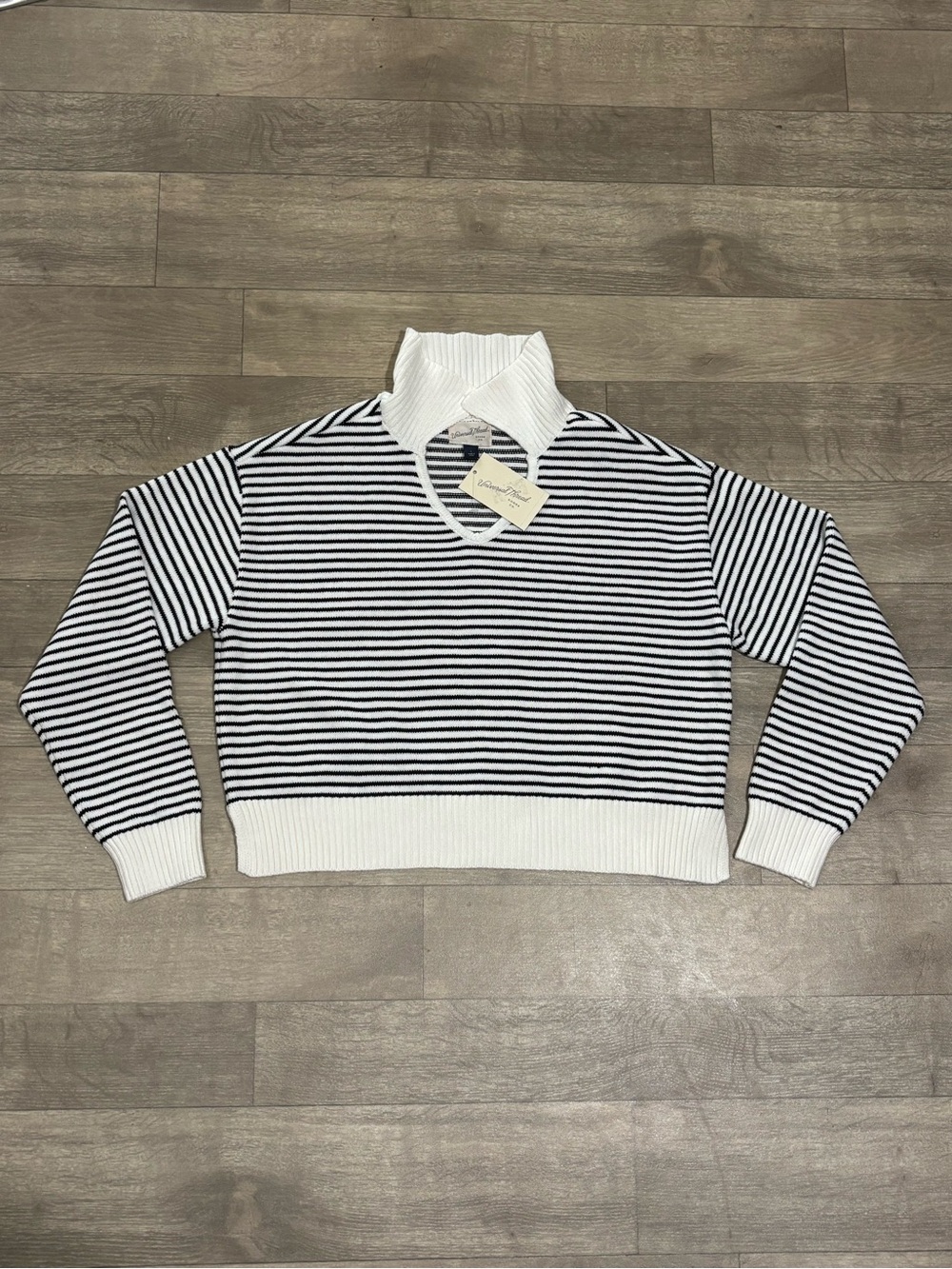 Universal Thread Women's Long Sleeve Collared Neck Pullover Sweater Size L - Picture 2 of 10